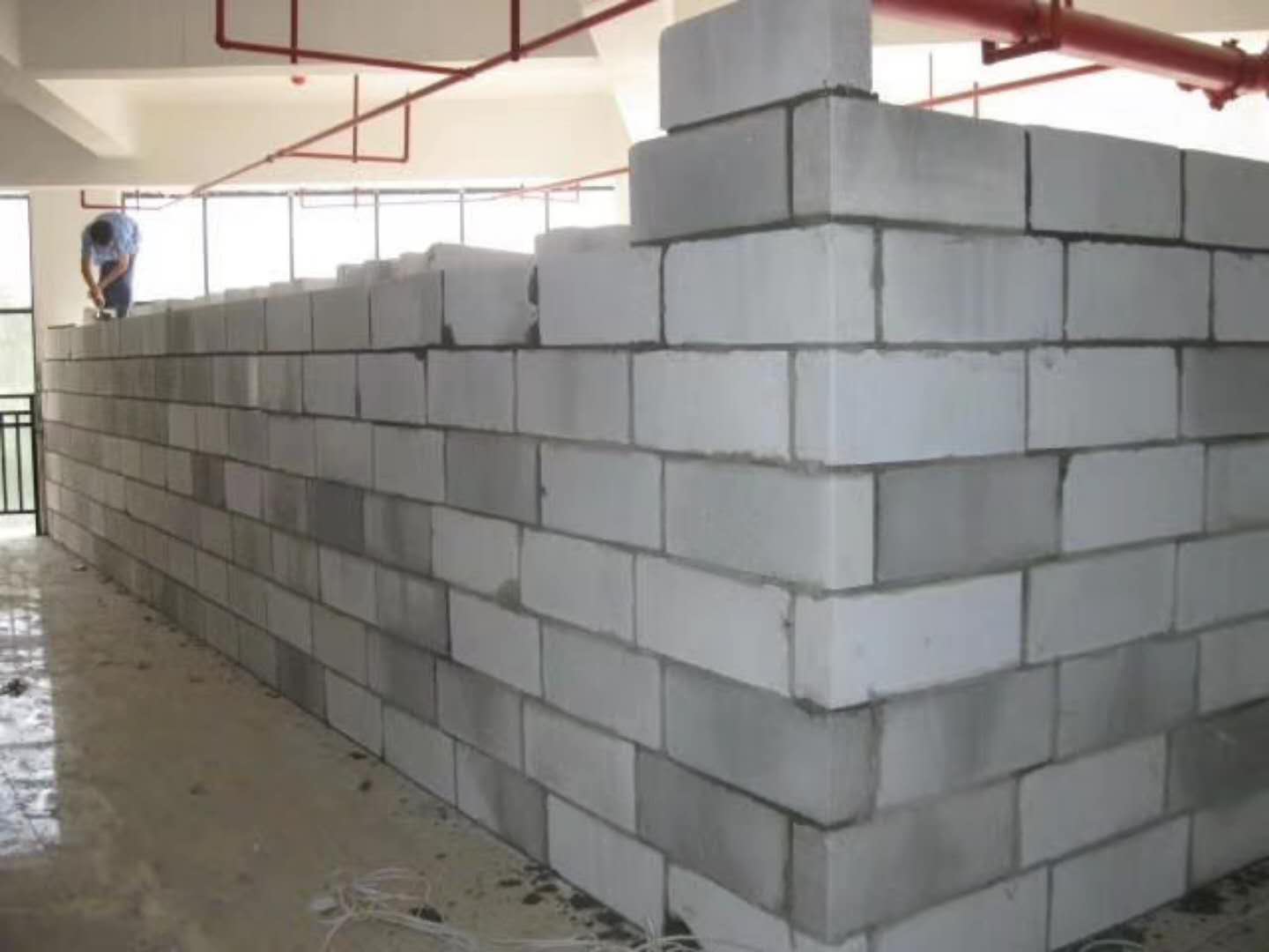 蚌埠蒸压加气混凝土砌块承重墙静力和抗震性能的研究
